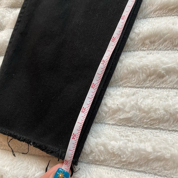 Madewell Women's Raw Hem Black Skinny Jeans - Picture 6 of 8